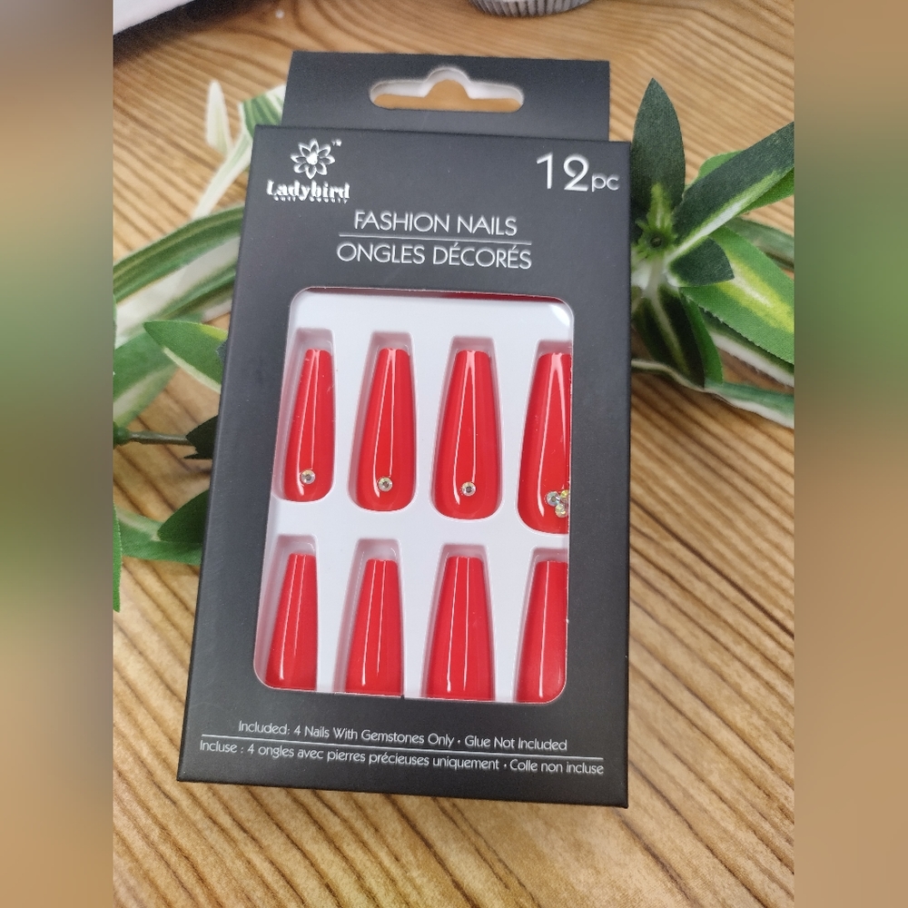 Lady Bird Fashion  Nails With Gemstones Red Set Of 12 Glue Not Included